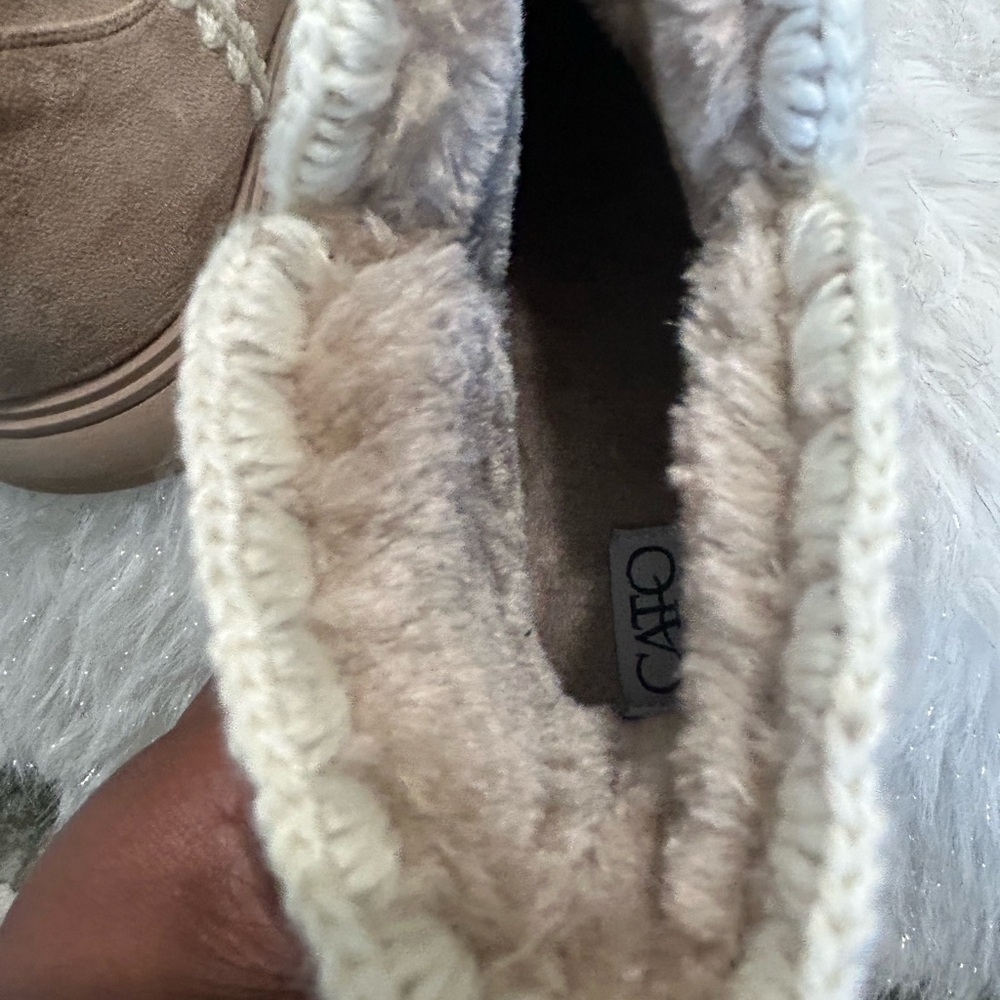 NEW C. EST. 1946 Taupe Size 10 Cozy Suede Short Winter Boot - Picture 5 of 7